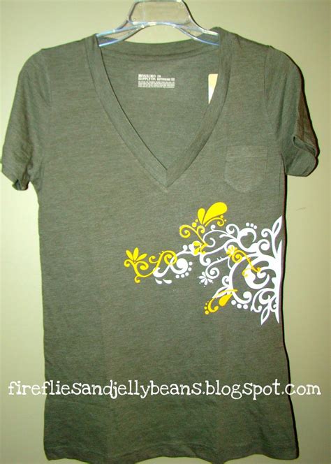 Fireflies and Jellybeans: Heat Transfer Vinyl T-shirts