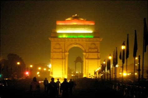 Lighting Umbrella: INDIA GATE: A BEAUTIFUL NIGHT VIEW