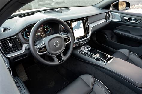 2024 Volvo S60 Recharge: 37 Interior Photos | U.S. News