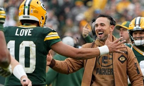 WATCH: Packers vs. Cowboys Highlights Super Wild Card Weekend