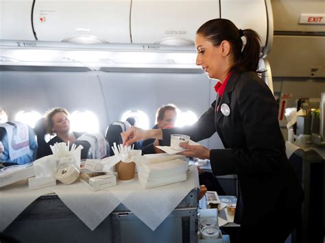 10 flight attendants reveal the most disappointing part of their job | Business Insider India