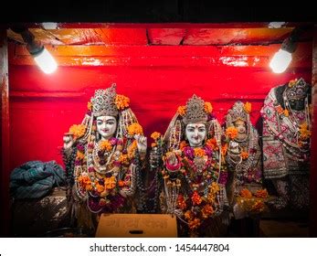 1 Hindu Gods Shiv Parivar Images, Stock Photos & Vectors | Shutterstock