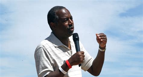 Ben Carson 2016: ‘Anchor-babies’ controversy as ‘silly’ - POLITICO