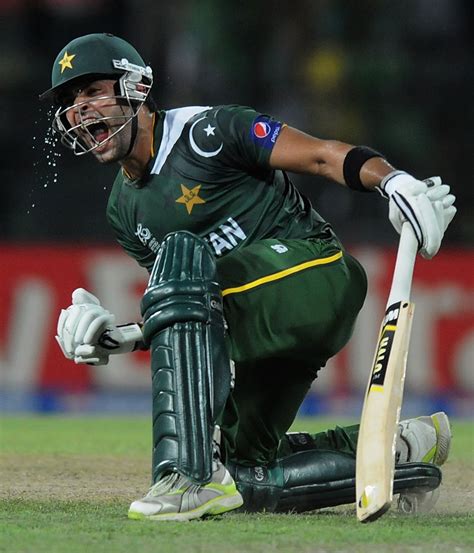 PCB suspends ban on Umar Akmal