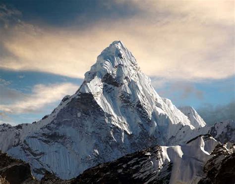 Mount Everest - HughenaLoukas