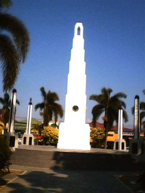 Rizal Monument - Lingayen