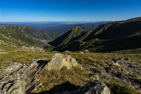 Climbing Mount Kosciuszko - The Roof Of Australia | NOMADasaurus