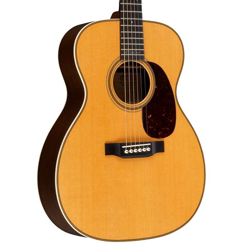 Martin 000-28 Eric Clapton Signature Auditorium Acoustic Guitar Natural | Musician's Friend