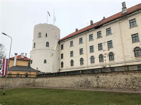 Riga Castle - Places 2 Explore