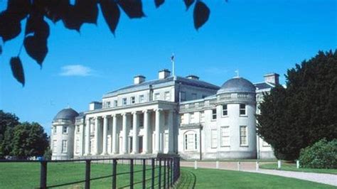 National Trust to take over Shugborough Estate - BBC News