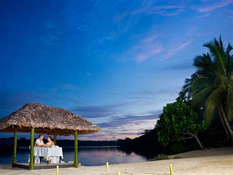 Holiday Inn Resort Vanuatu - Overwater Bungalows