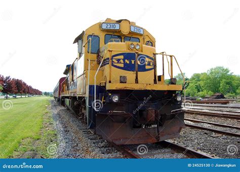 Santa Fe Diesel-Electric Locomotive Editorial Image - Image: 24525130