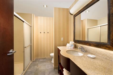 Hampton Inn & Suites San Antonio-Airport San Antonio, Texas, US - Reservations.com