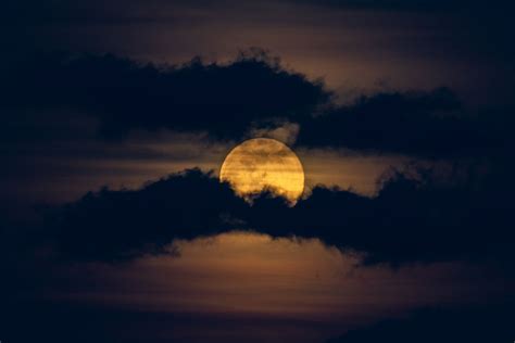 Full moon excites skywatchers around the world (photos) | Space