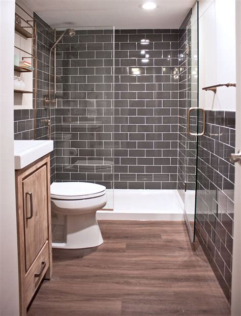 Small Gray Bathroom Ideas: A Balance Between Style and Space-Conscious ...