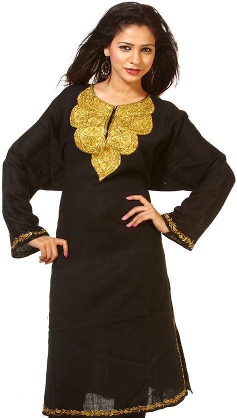 Phantom-Black Kashmiri Phiran with Hand Embroidery on Neck