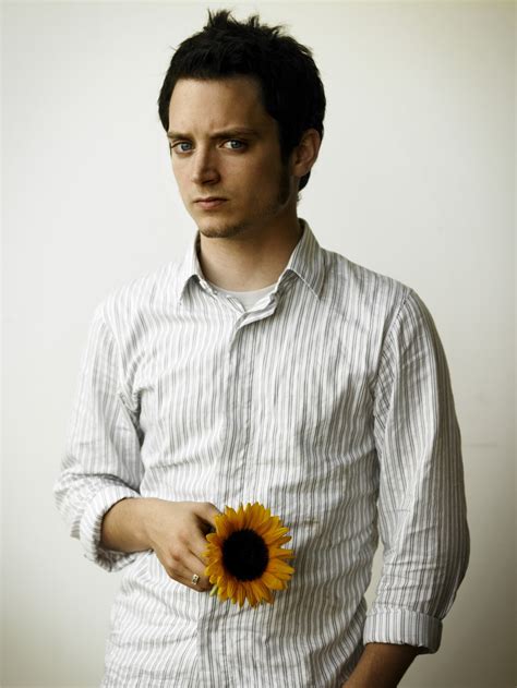 Sunflower Photoshoot 2005 - Elijah Wood Photo (3157044) - Fanpop