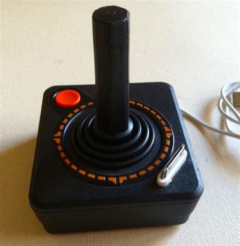 Atari 2600 Controller iPhone Dock | Gadgetsin