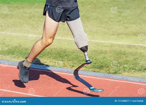 Runner with a Prosthetic Leg. Amputee Sportsman Stock Image - Image of medical, explosive: 171258677