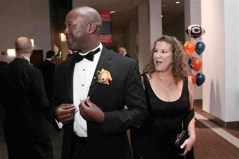 Lovie Smith's wife Mary Ann Smith - PlayerWives.com