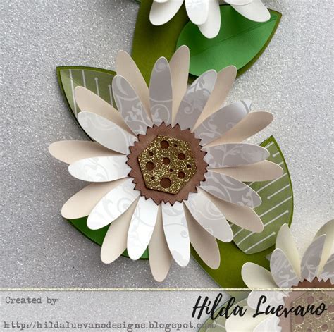 Hilda Designs: Corona de Margaritas en SDS