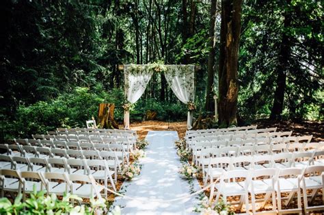 Outdoor Wedding Venues in Washington State | Seattle Wedding Photographer