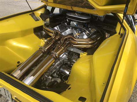 this DeTomaso Pantera engine bay is stunning. : AwesomeCarMods