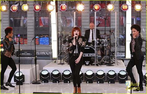 Carly Rae Jepsen Brings Some Fun to 'GMA' with 'I Really Like You ...