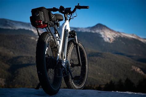 Comparing Traditional and Electric Bikes: What are the Differences? • Average Joe Cyclist