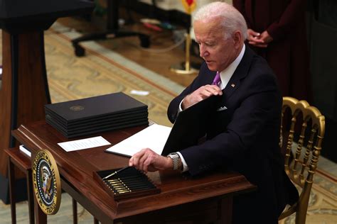 Why does the President have so many pens? Joe Biden's multi-pen signing ...