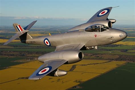 Amazing facts about the Gloster Meteor - Crew Daily