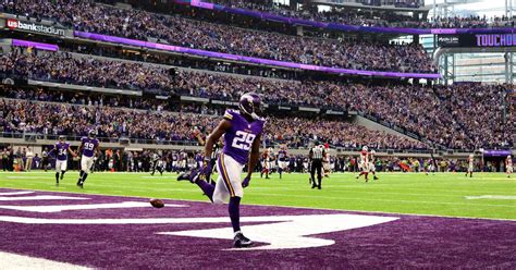 Highlight Video: The first touchdown of every current Minnesota Viking ...