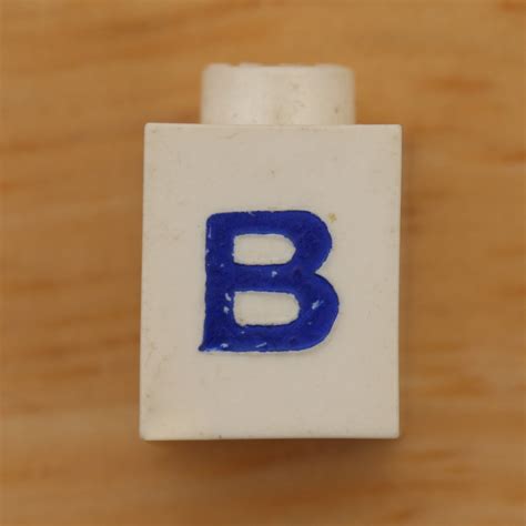 Vintage LEGO brick letter B | Leo Reynolds | Flickr