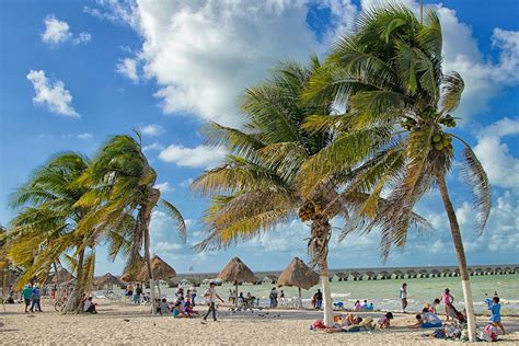 Progreso travel | Yucatán Peninsula, Mexico - Lonely Planet