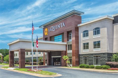 La Quint Inn & Suites by Wyndham Columbus North | Columbus, GA Hotels