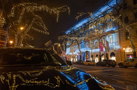 In photos: the beautiful Christmas lights covering Budapest - English ...