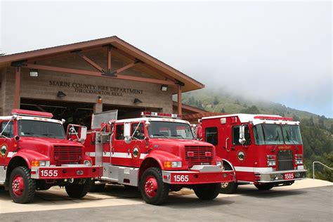 2009-05-23 Mt Tam-19 | Marin County Fire Dept with fog in th… | Michael Arrighi | Flickr