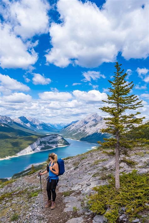 23 BEAUTIFUL Kananaskis Hikes To Tackle (2024)