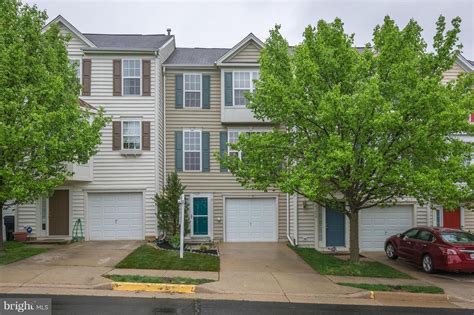 43406 Nottingham Sq, Ashburn, VA 20147 | MLS# 1000729351 | Redfin