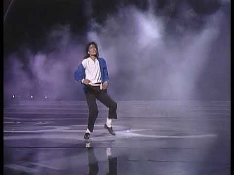 Michael Jackson - The Way You Make Me Feel (Grammy Live 1988) - YouTube