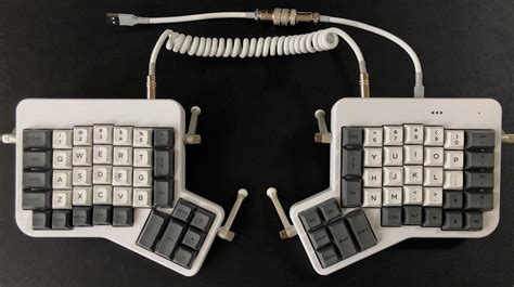 What is a Mechanical Keyboard? 10 Reasons to Switch | KeyboardWhiz