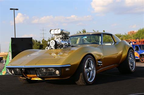 Découvrez la Chevrolet Corvette C3 de Gas Monkey faite pour Hot Wheels en vidéo ...