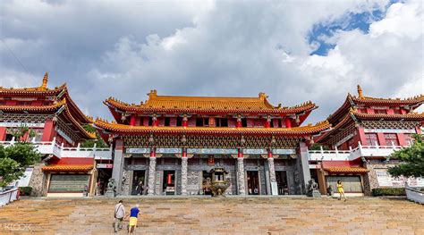 Sun Moon Lake Day Tour: Shuiwatou Trail, Xiangshan Visitor Center ...