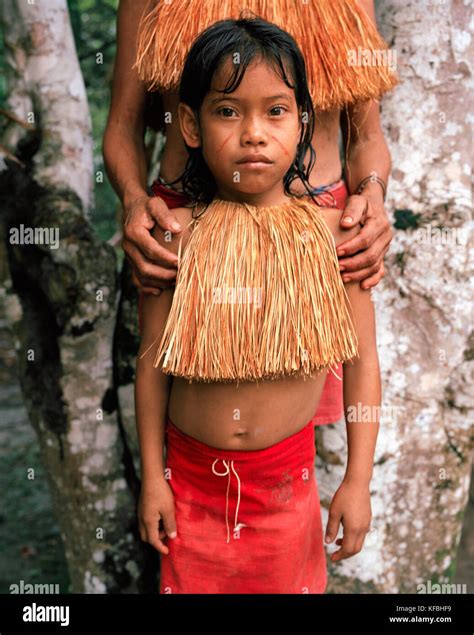 PERU, Amazon Rainforest, South America, Latin America, portrait of a Yagua Indian girl in ...