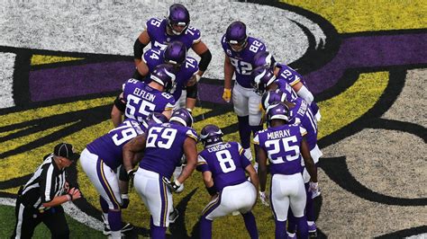 Vikings.com's Live Chat: Tuesday - 1:00 PM