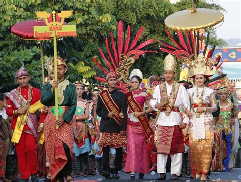 Lampung - The Treasure of Sumatra : Jelajah Pesona Lampung Sampai Ujung ...