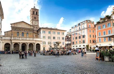 Basilica of Our Lady in Trastevere - Piazza di Santa Maria | Architectuur