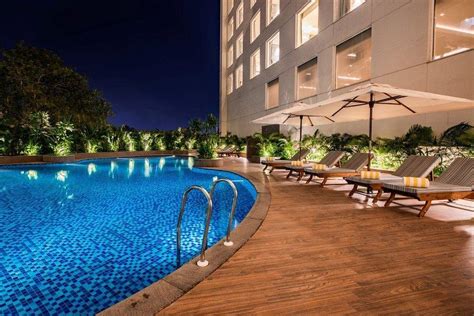 LEMON TREE PREMIER, MUMBAI INTERNATIONAL AIRPORT $92 ($̶1̶4̶1̶) - Updated 2022 Prices & Hotel ...