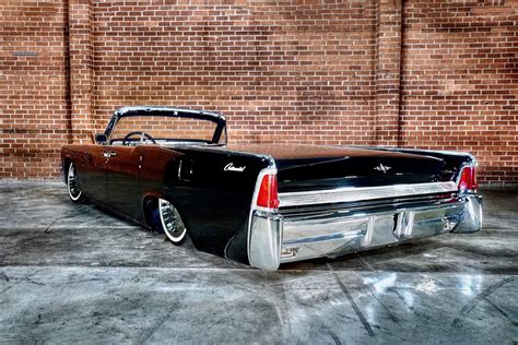 1964 Lincoln Continental Convertible with a Coyote V8 – Engine Swap Depot