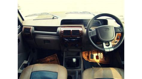 Mahindra Bolero Photos, Interior, Exterior Car Images | CarTrade